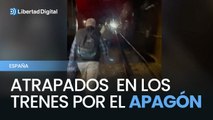 Atrapados en las vías del tren tras el apagón eléctrico
