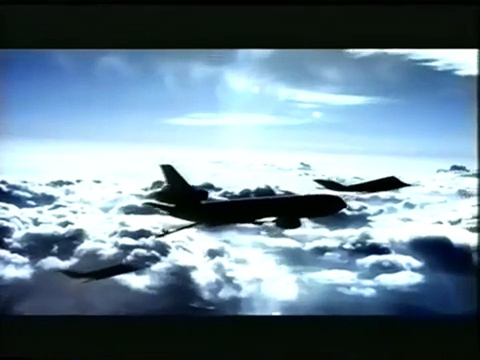 2000 US Air Force Stealth Plane Refueling Mid Air Commercial