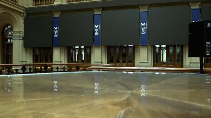 El apagón deja sin luz al Palacio de la Bolsa de Madrid