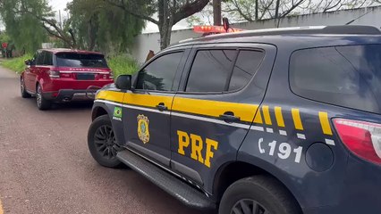 Assalto e sequestro em Cascavel: PRF recupera veículo roubado