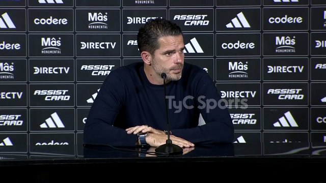 Fernando Gago en conferencia de prensa luego de la derrota frente River Plate