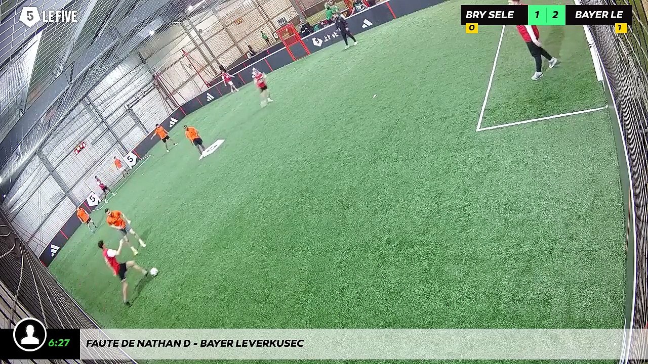 Faute de Nathan D - Bayer Leverkusec