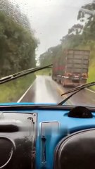 Ce routier est un héros... très bon réflexe