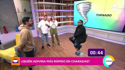 ¿Quién ganó en nuestro divertido juego de charadas? 🕵️‍♂️