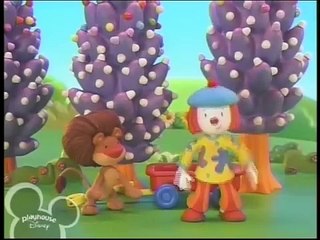 JoJo's Circus - Helping Hands (2004)