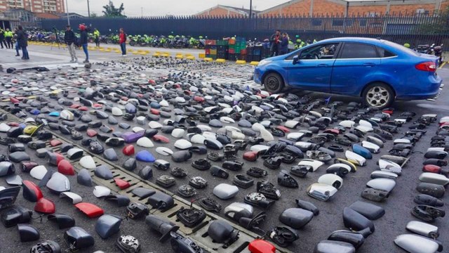 Nuevo golpe a los ladrones de carros y autopartes en Bogotá: hay cuatro capturados