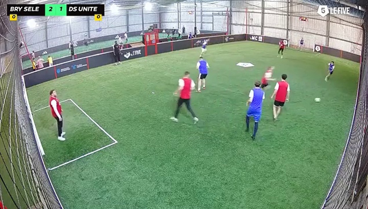 Bry Selecao - DS United 28/04 à 21:19 - Football Terrain 3 (LeFive Champigny)
