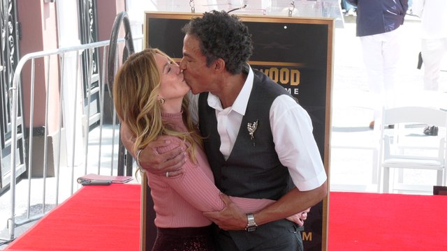 Ellen Pompeo poses with her husband Chris Ivery at her Hollywood Walk of Fame star ceremony