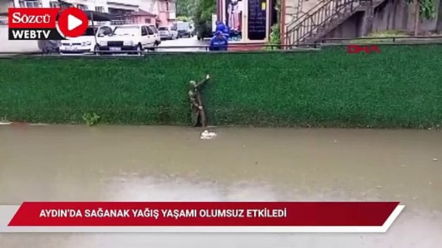 Aydın’da sağanak yağış yaşamı olumsuz etkiledi; alt geçit su doldu