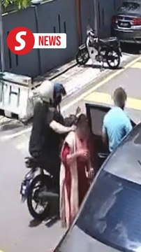 Police hunt duo over gold necklace snatch outside Kg Pandan temple