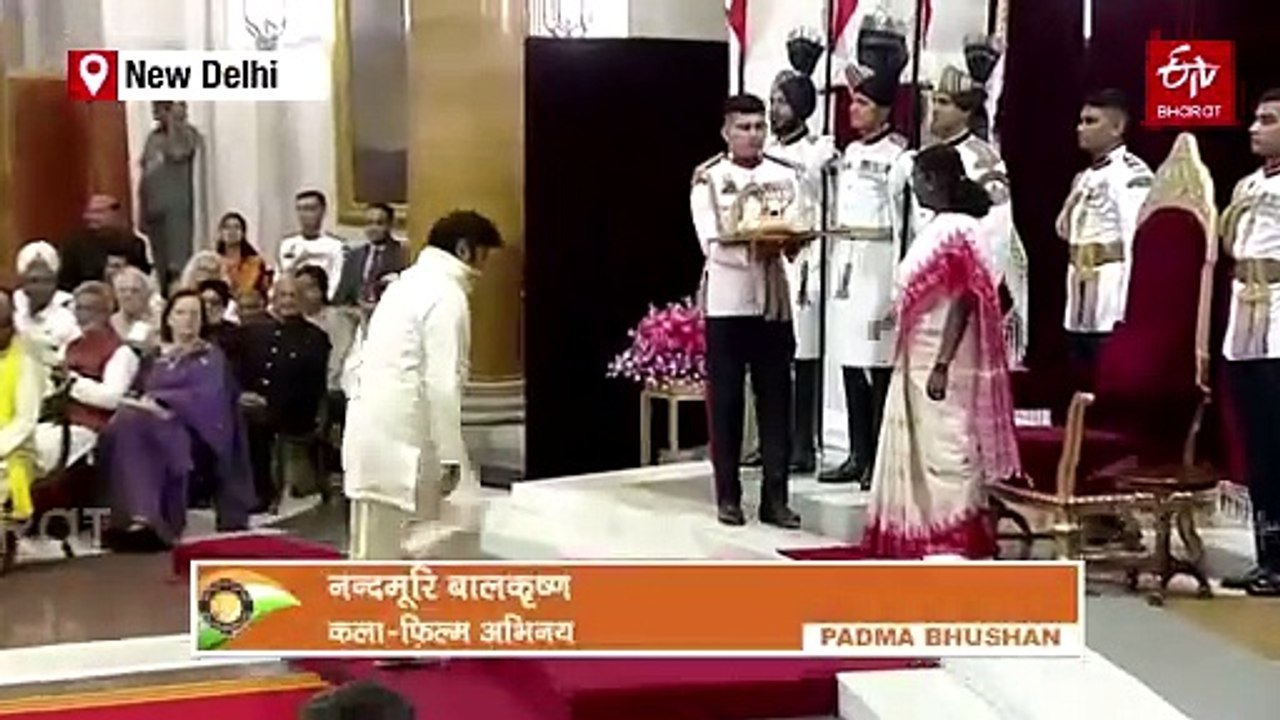 Padma Bhushan 2025: Ajith Kumar Pays Tribute To Pahalgam Victims; Wife Shalini Shares Family Moment - Watch