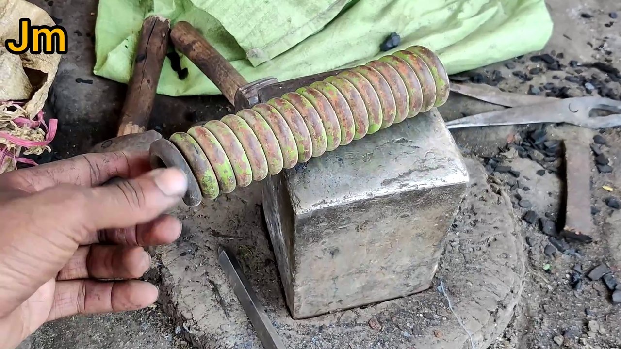 making Scissors for Hair Cutting using rust Spring blacksmith
