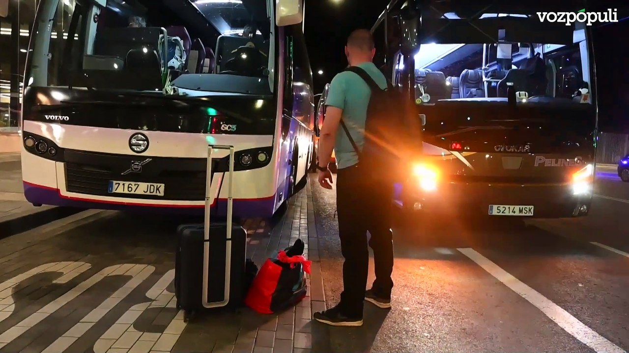 Viajeros llegan a León tras nueve horas atrapados en el túnel de Pajares