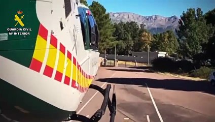 Así ha sido el rescate aéreo de un montañero herido en Ávila