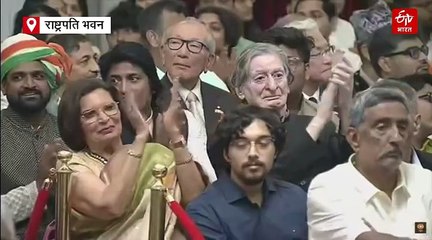 सुशील कुमार मोदी को मरणोपरांत पद्म भूषण सम्मान, पत्नी ने बिहारवासियों को किया समर्पित