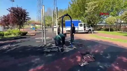 İstanbul'da çocuk oyun parkı kundaklandı
