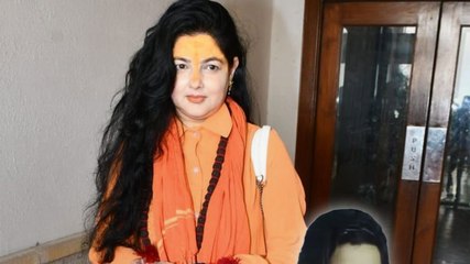 भगवा कपड़ों में दिखीं एक्ट्रोस Mamta Kulkarni, बोलीं...