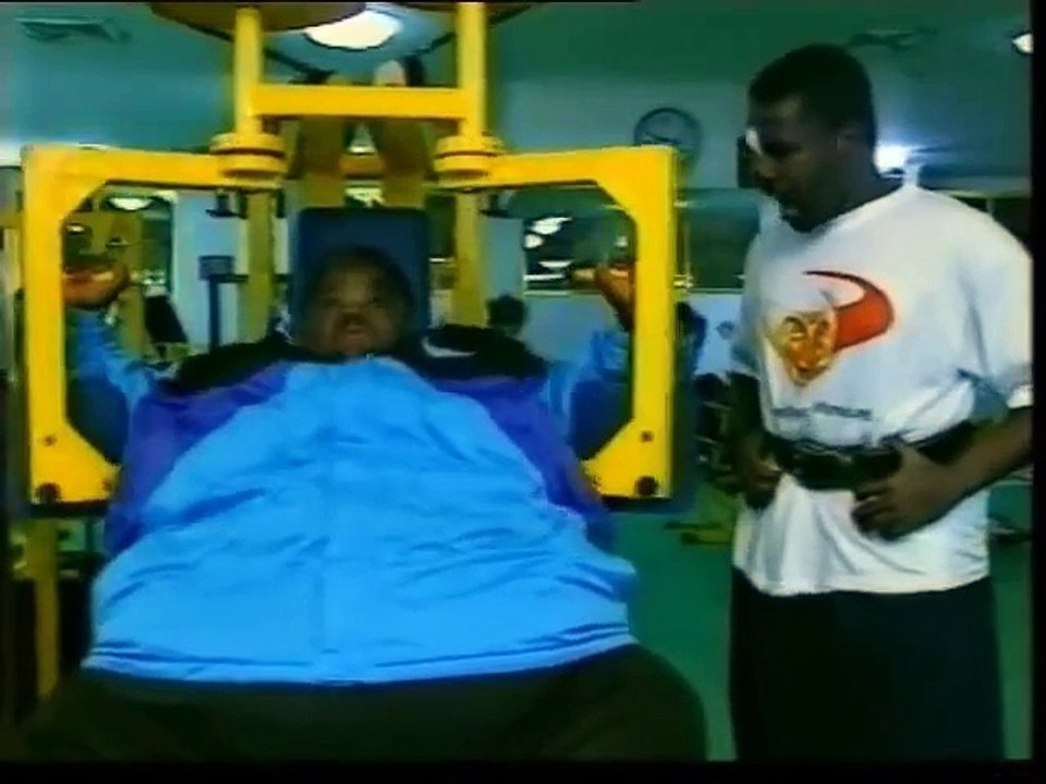 مسرحيات 2000 الحلقة 19