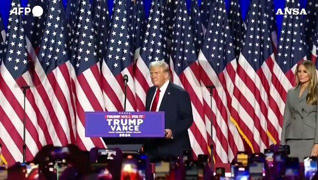 Dazi, migranti e negoziati. Nei primi 100 giorni Trump crolla nei sondaggi