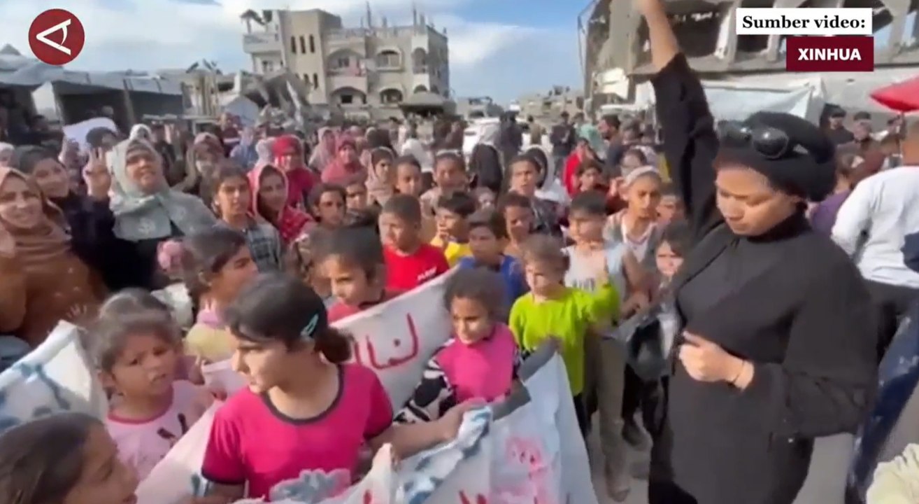 Ratusan warga Palestina di Gaza protes serangan dan blokade Israel