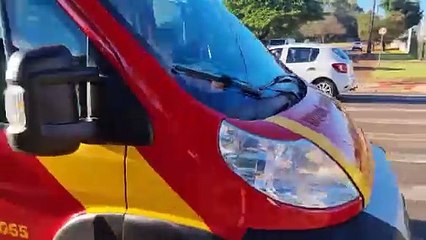 Mulher fica ferida após colisão entre carro e Patinete no Bairro Tropical