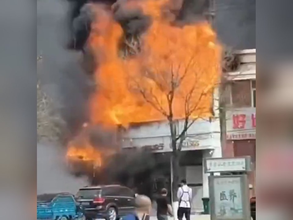 Restaurant in Flammen: Großbrand in China fordert 22 Menschenleben