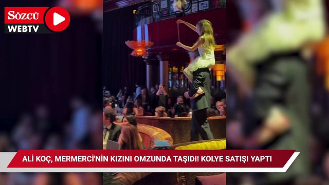 Ali Koç omzuna aldı kolye satışı yaptı