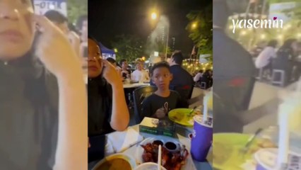 Annesinden hediye alan çocuğun mutluluğu görenlerin içini ısıttı!
