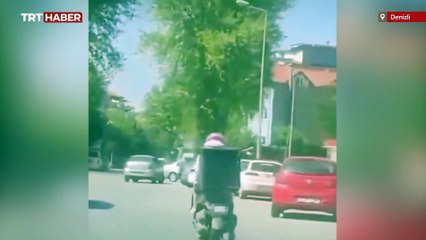 Ehliyetsiz sürücü, trafik güvenliğini işte böyle tehlikeye attı