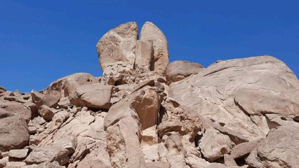 Discovering the mysterious Split Rock of Horeb located in Tabuk, Saudi Arabia.