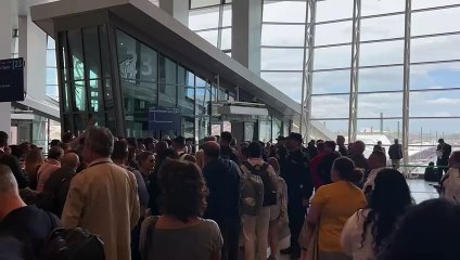 Aglomeraciones en Chamartín el día después del apagón