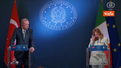 Medio Oriente, Meloni: "A Gaza situazione sempre più tragica, sosteniamo sforzi Paesi arabi"