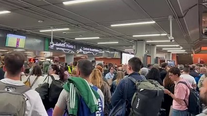 La estación de Atocha abarrotada a 29 de abril de 2025
