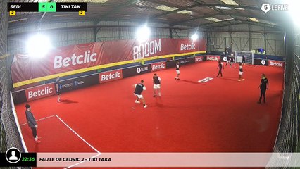 Faute de Cedric J - Tiki Taka