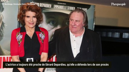Gérard Depardieu sur une île au milieu de l'océan Atlantique à plus de 2500 km de Paris avec une grande amie qui l’a toujours soutenu