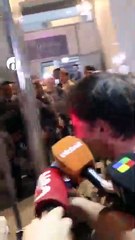 Mafioso gesto de Santiago Caputo contra un fotoperiodista