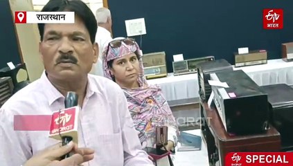 एक ताने ने ऐसा जुनून पैदा किया कि दिनेश ने कर डाला 1200 से ज्यादा रेडियो का कलेक्शन
