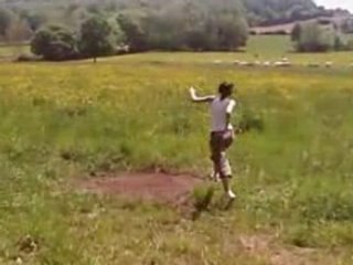 Elle court...Elle court ... La maladie d'amour!