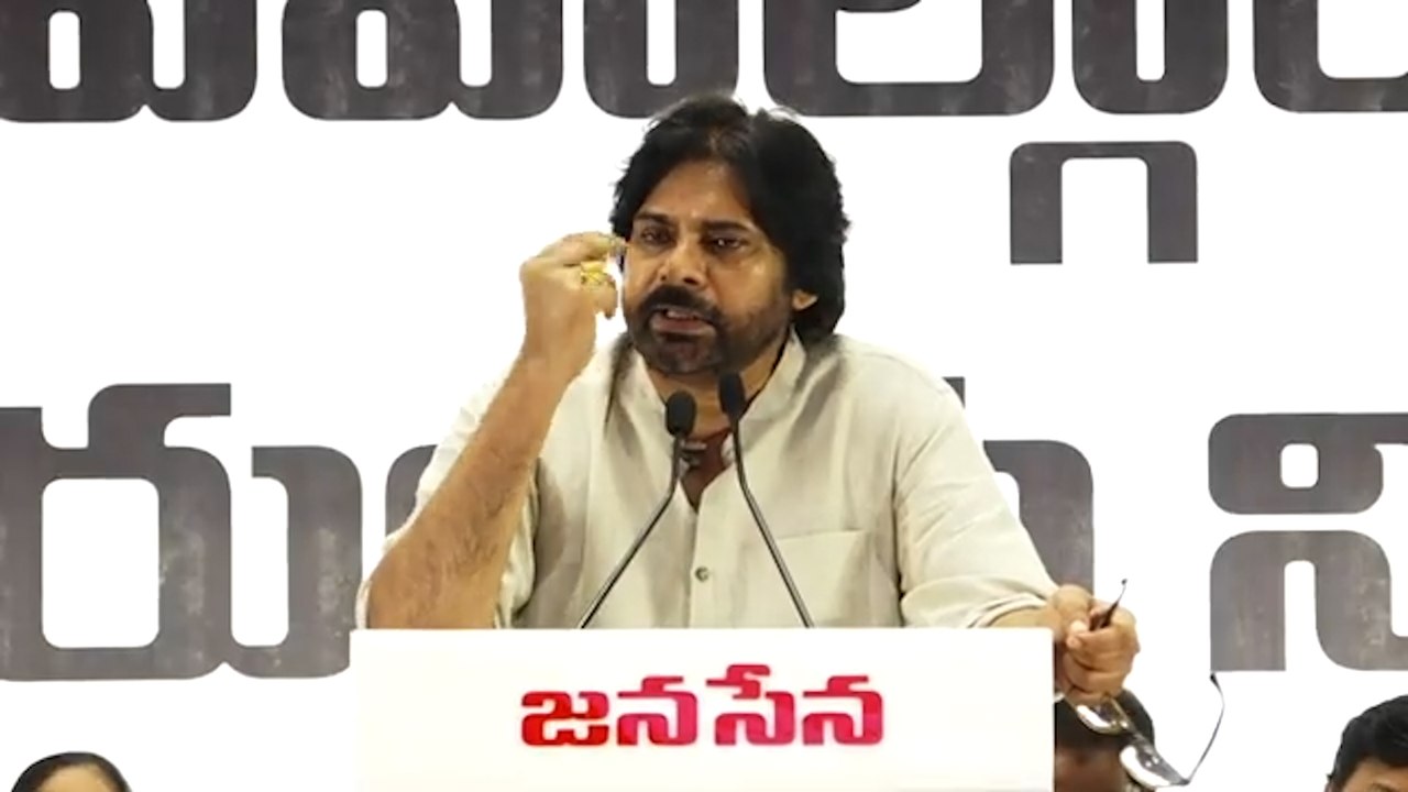Pawan Kalyan About His Son Mark Shanker  మేడపై నుండి కిందపడ్డట్టు నా కొడుకుకి కలలు వస్తున్నాయంటా