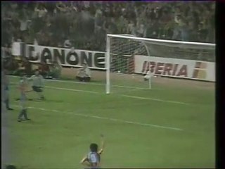 REAL MADRID  - VALENCE - 1981 - SAISON 1981/1982 -