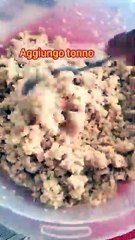 Insalata di avocado, pomodorini e quinoa al lime