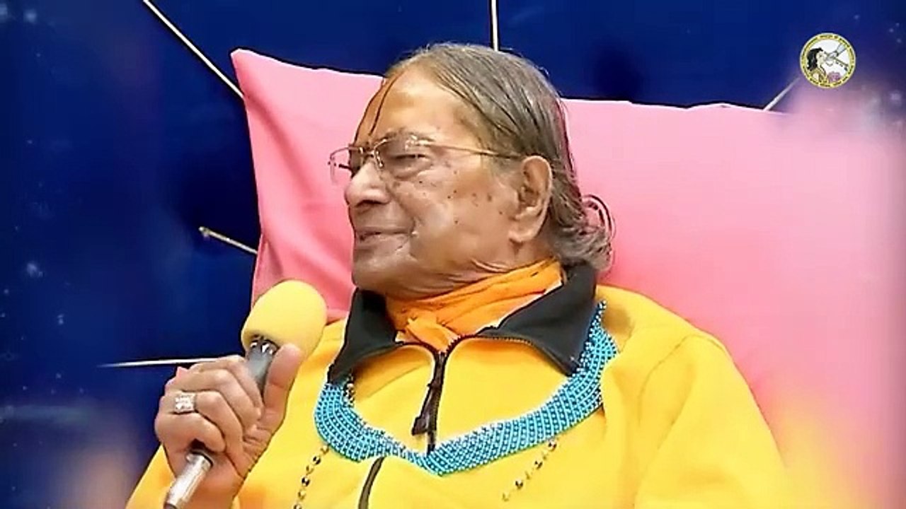 अपने बेटा/बेटी को ऐसे दें अच्छे संस्कार - कभी नहीं बिगड़ेंगे | Jagadguru Kripalu Ji Pravachan
