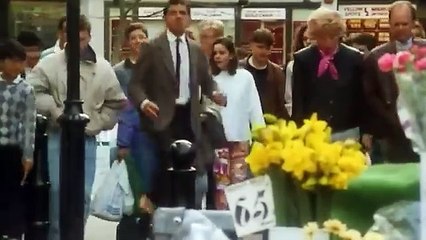 Mr Bean Goes Shopping