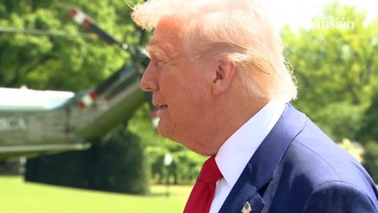 Donald Trump bromea  diciendo que le gustaría ser el próximo Papa