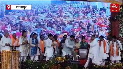 शाजापुर में 1247 जोड़ों की एक साथ शादी का बना रिकॉर्ड, मोहन यादव ने की फूलों की वर्षा