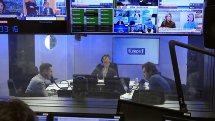 Jean-Luc Mélenchon se justifie sur ses larmes lors de la manifestation contre l'islamophobie