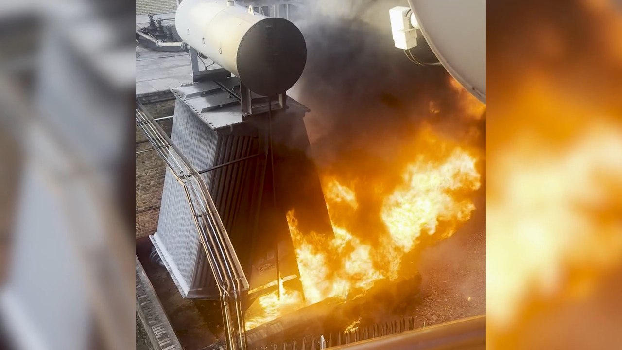 Fire at an electrical substation in central Lon...