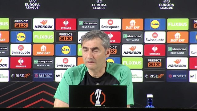 Ernesto Valverde y Nico Williams en titulares en la previa del Athletic Club vs. Manchester United