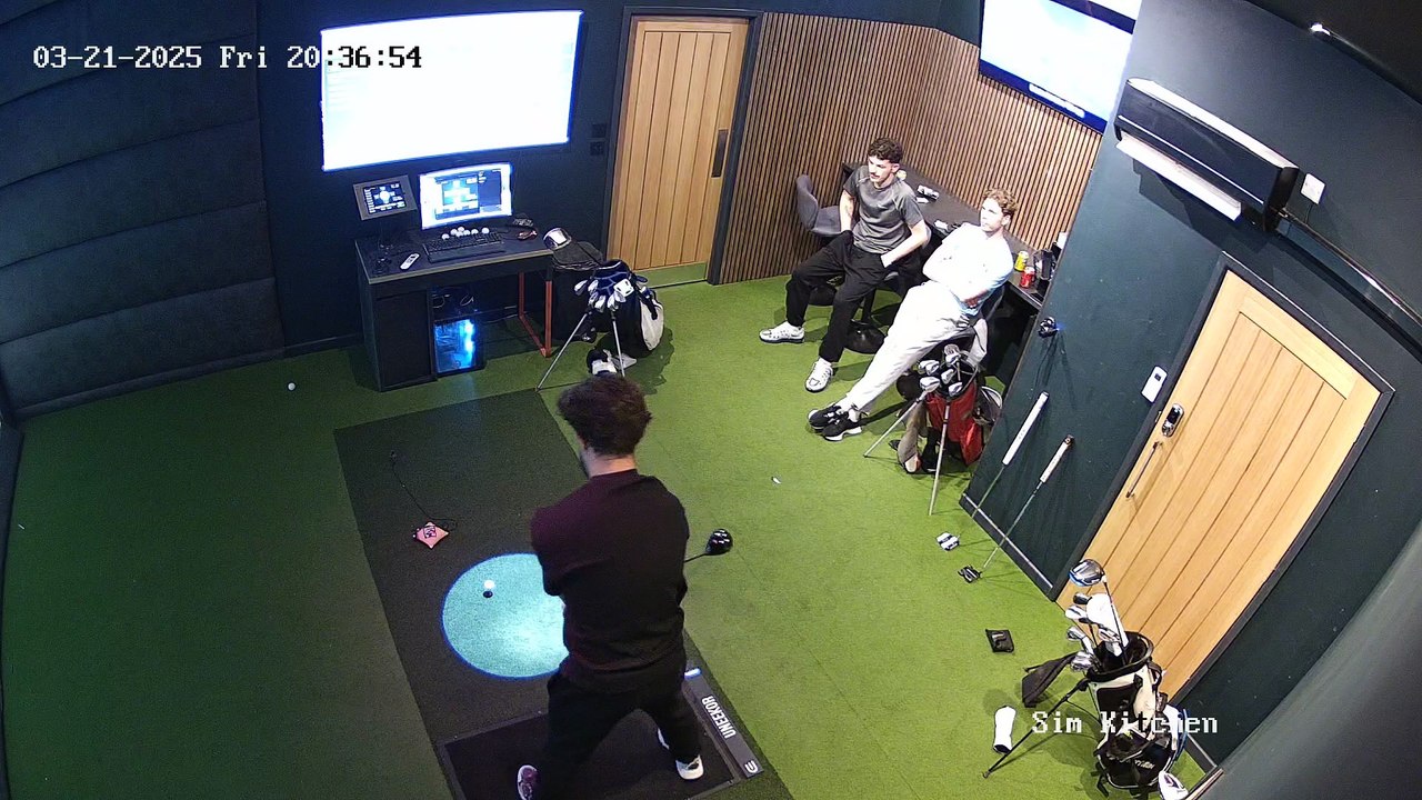 Inside the new state-of-the-art golf simulator in Lee-on-the-Solent