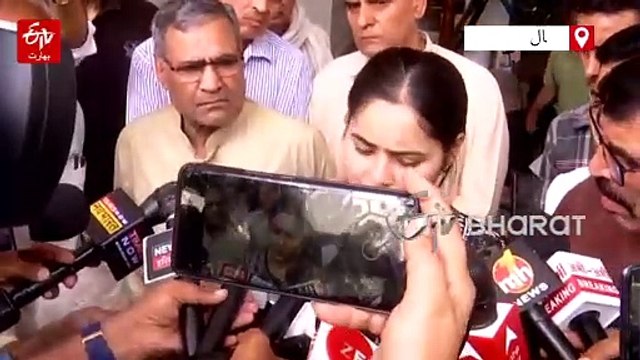 پہلگام دہشت گردانہ حملہ وائرل ویڈیو، ونے اور ہمانشی نروال کی وائرل ویڈیو کی حقیقت سامنے آگئی، جانیں پورا معاملہ